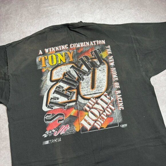 Chase Authentic's Tony Stewart Race Car Graphic Tee - Picture 6 of 6